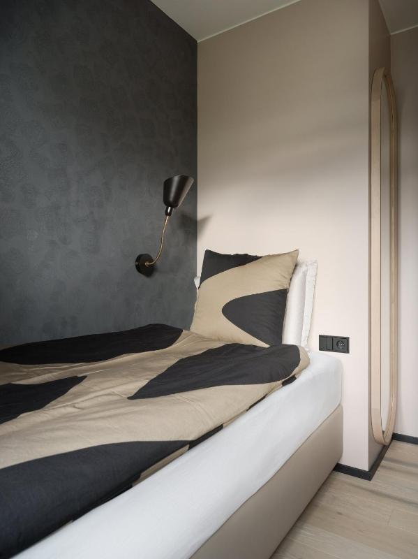 Single Room image 3