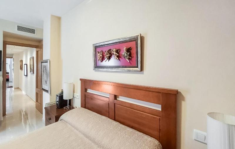 2 Bedroom Beautiful Apartment In Fuengirola - image 14