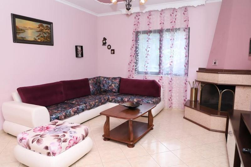 Toni Apartment Berat - image 8