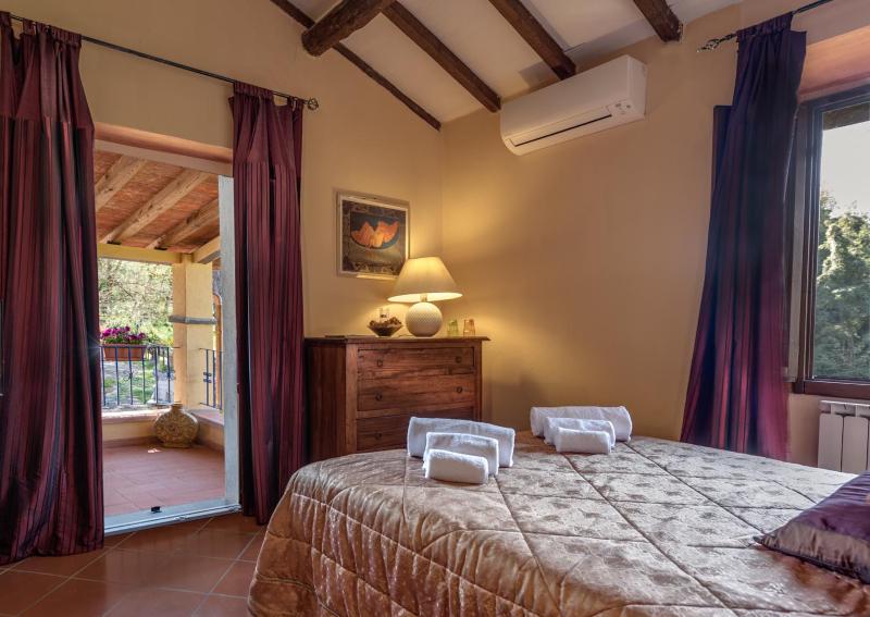 Superior Double Room image 3