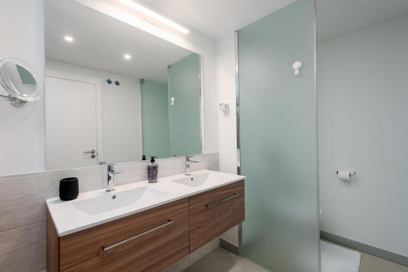 Pure South Penthouse 2447 Manilva Costa - image 33