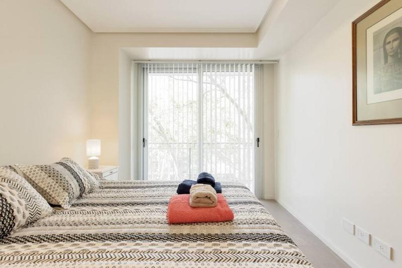 Moderno departamento con pileta gimnasio y SUM - image 11