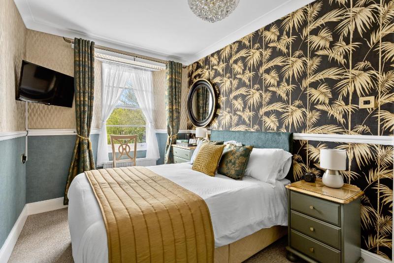 Standard Double Room image 1