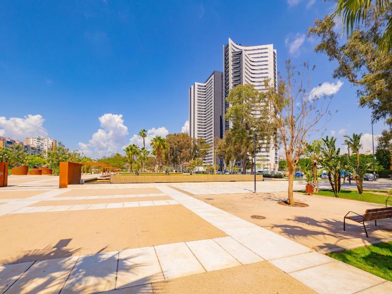 Cubo's Luxury Urban Sky Apartment 12 - image 24