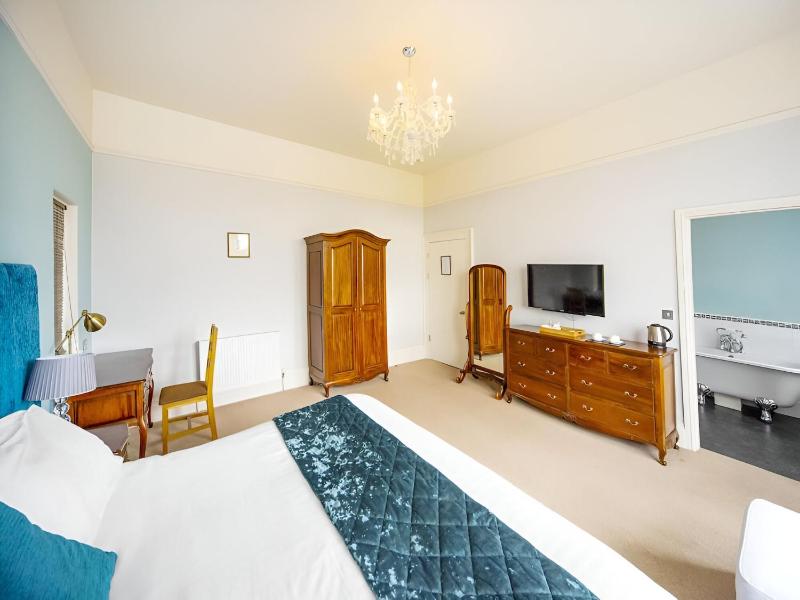 Crofton House Hotel - image 15