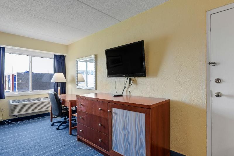 Double Room image 2