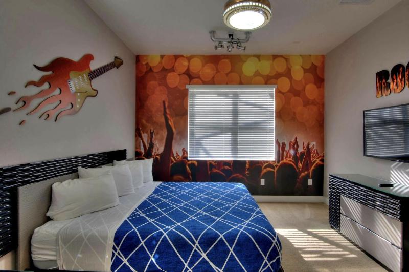 Beyond Imagination 14 Bedroom Dream Getaway - image 8