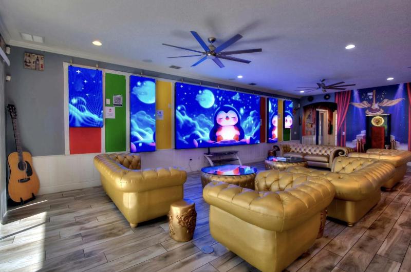 Beyond Imagination 14 Bedroom Dream Getaway - image 19