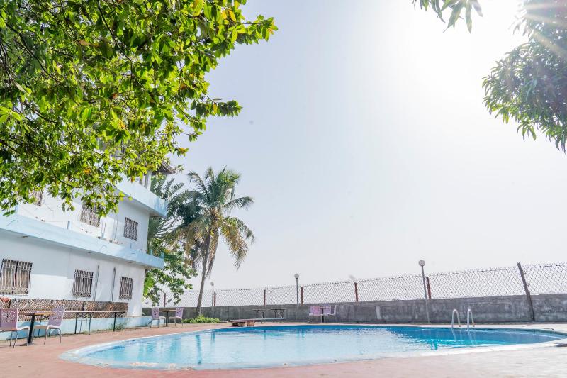 Hotel Azur Conakry - image 1