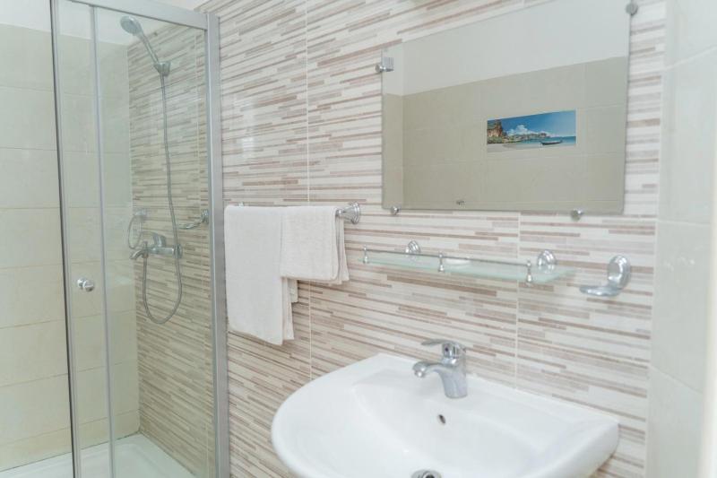 Hotel Azur Conakry - image 14