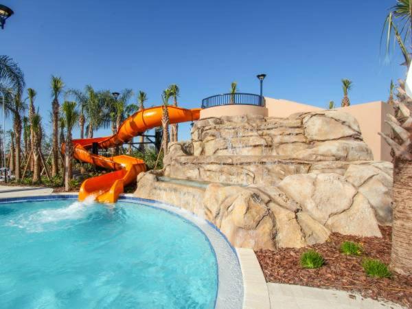 Beyond Imagination 14 Bedroom Dream Getaway - image 20