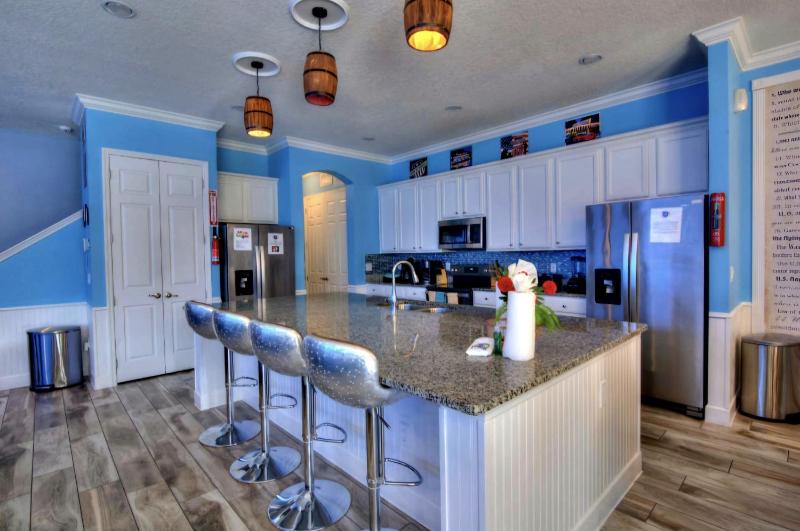 Luxury Infinity & Bowling Villa 14BD Theater Games Pool & Spa - image 38