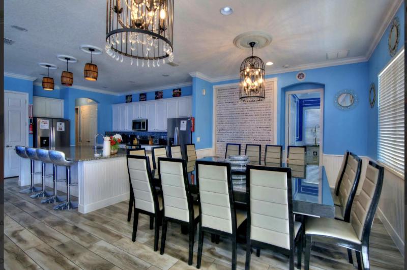 NEW! 14BR Bowling Villa Heated Pool Theater & Game Room - image 36