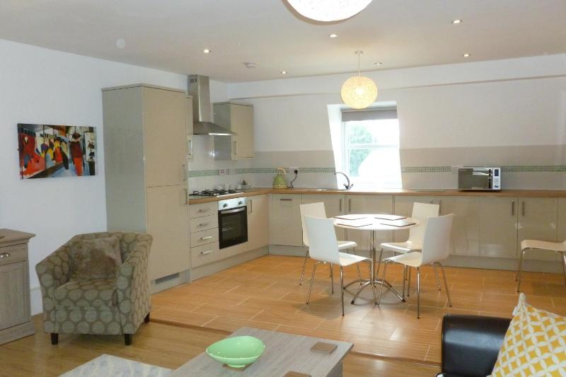 Executive Two-Bedroom Apartment image 2