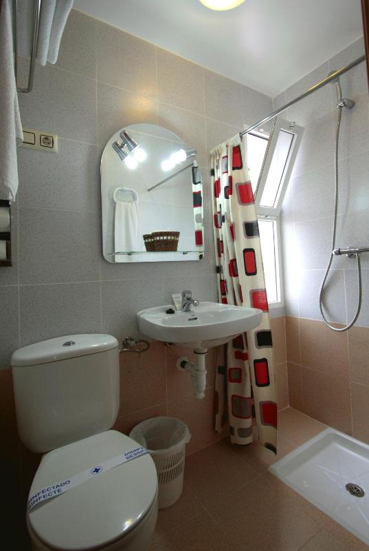 Triple Room image 3