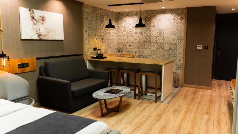 Standart Room with City View image 4