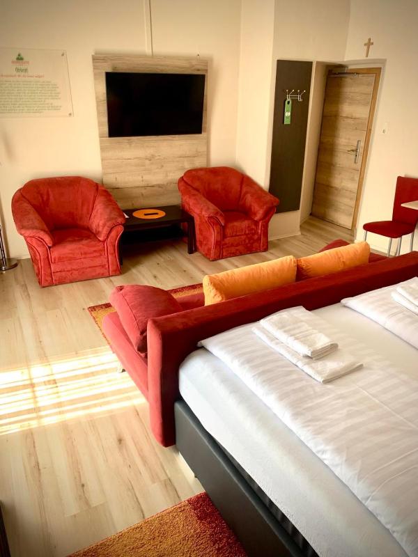 Superior Double Room with City View image 2