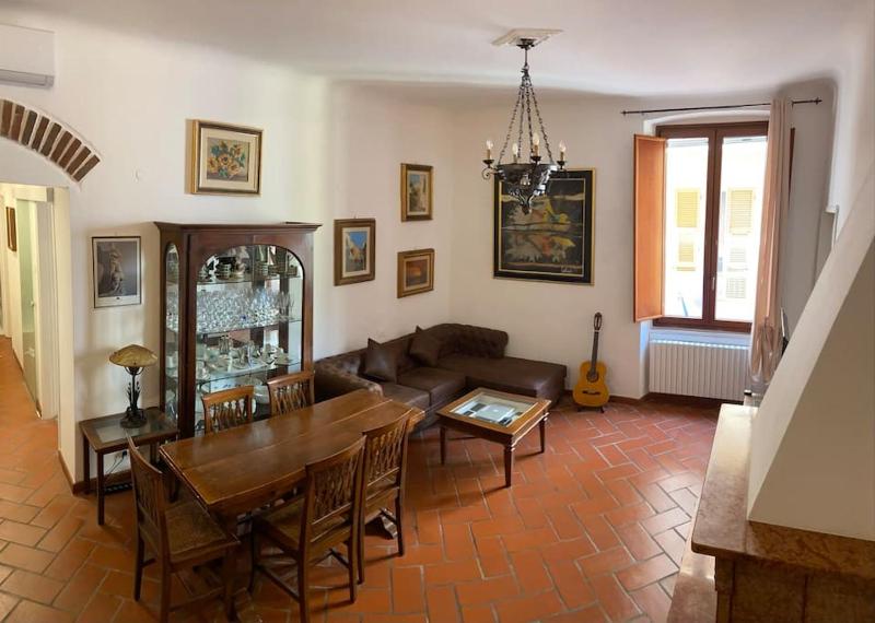 The Philosopher's House Images
