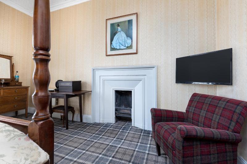 Castle Superior Double/Twin Room (Not Dog-Friendly) image 4