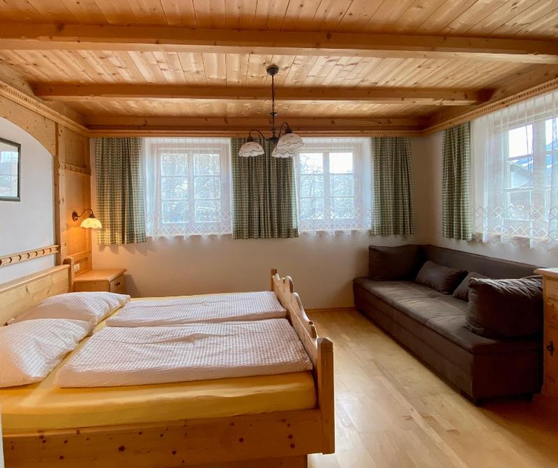 Two-Bedroom Apartment with Terrace image 1