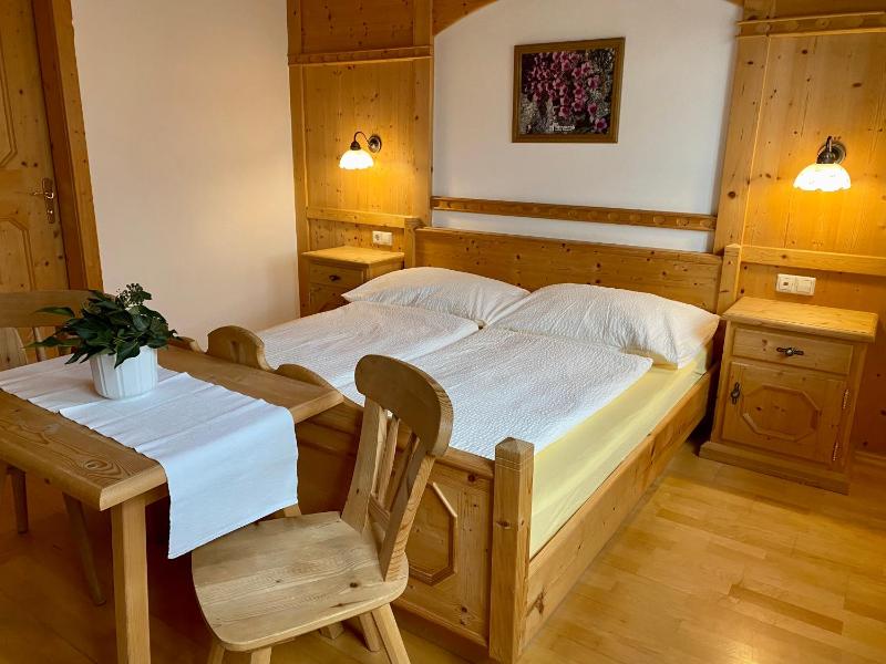Two-Bedroom Apartment with Terrace image 3