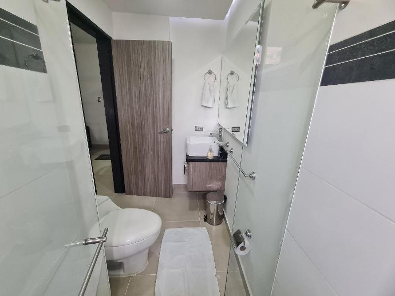 504 Moderno Aparta-Suite en Versalles Tipo Loft - Cali Tower Suites & Lofts - image 19