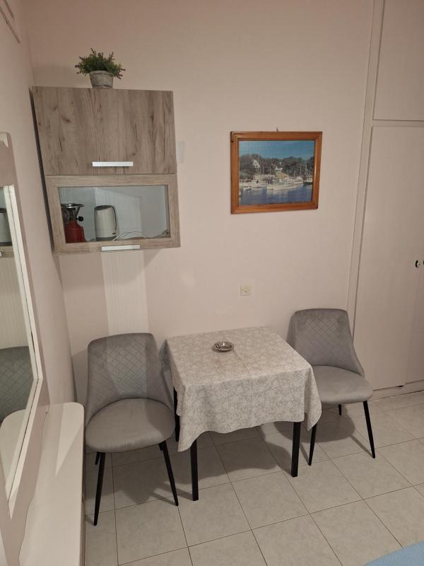 Double Room image 2
