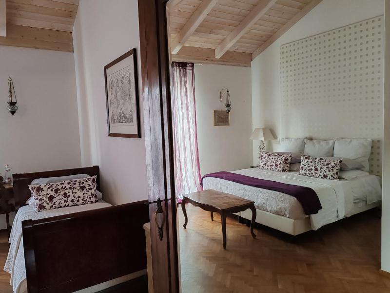 Triple Room image 4
