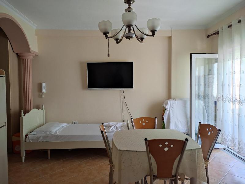 Apartment in Lungo Mare Vlore - image 3