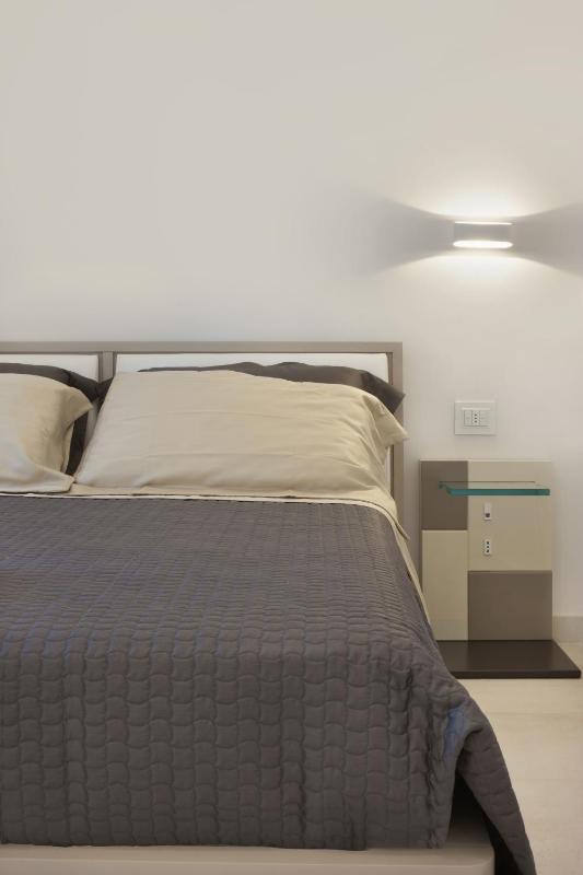 Estate4home - Surreo Luxury Apartment - image 3