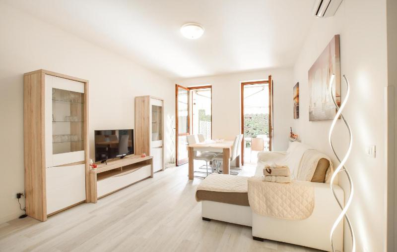 Amazing Apartment In Bardolino - image 6