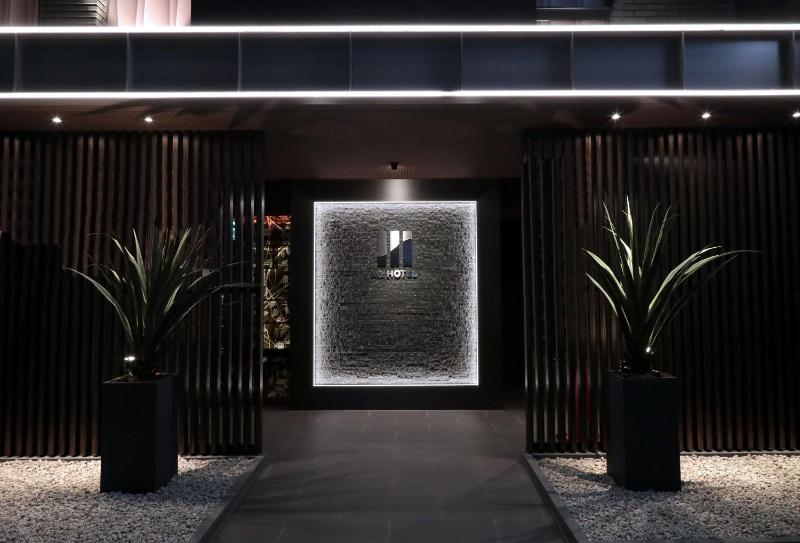M'z HOTEL - image 6