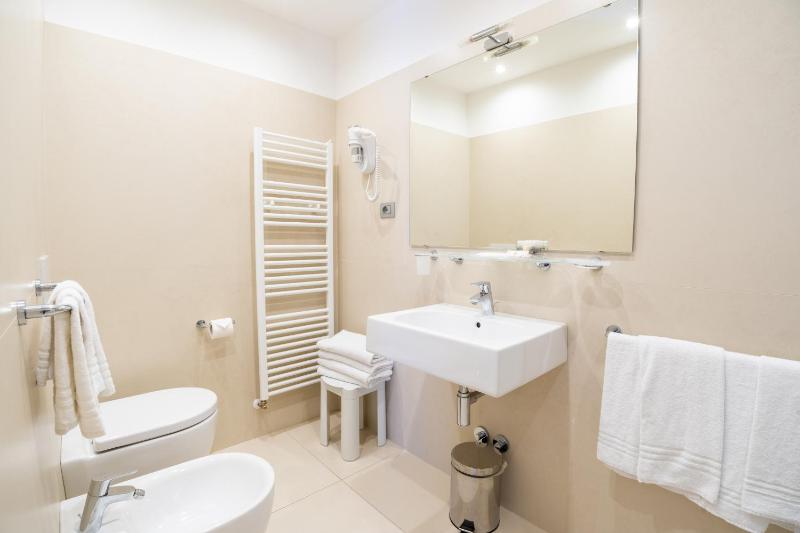 Hotel Como - image 11