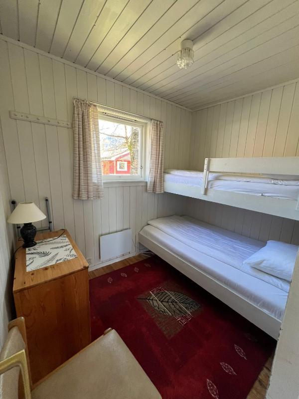 Two-Bedroom Cottage image 3