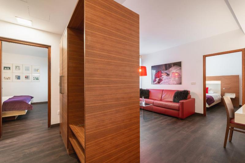 Two-Bedroom Suite image 4