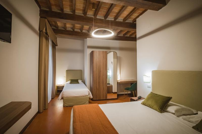 Triple Room image 3