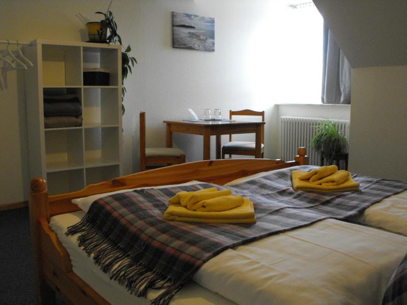 Standard Double Room image 3