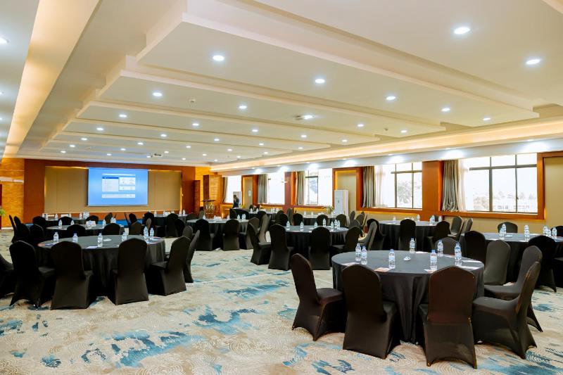 M Hotel Kigali - image 12