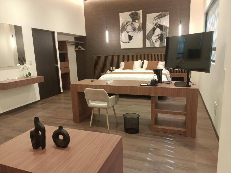 Hotel El Salvador - image 19