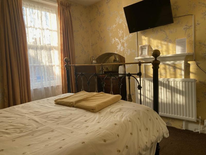 Whitecliff Guest House - image 10