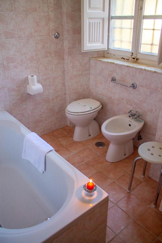 Standard Double Room image 2