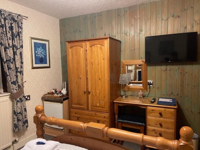 Deluxe Double Room with Shower image 4