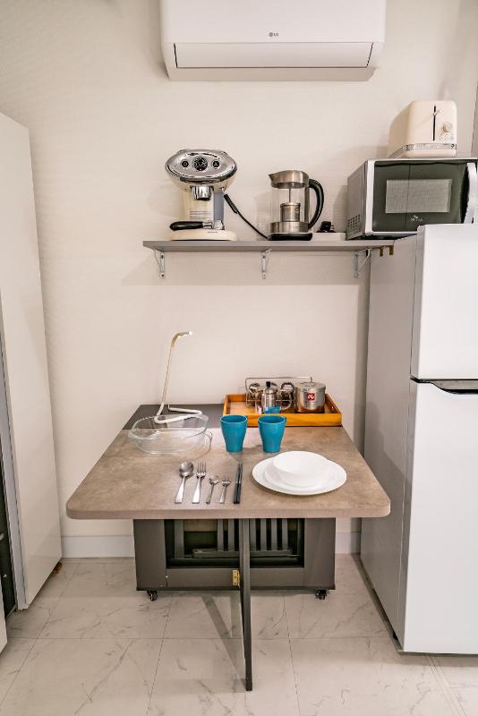 JTS Tailored Service Studio near Hyehwa Station - image 12