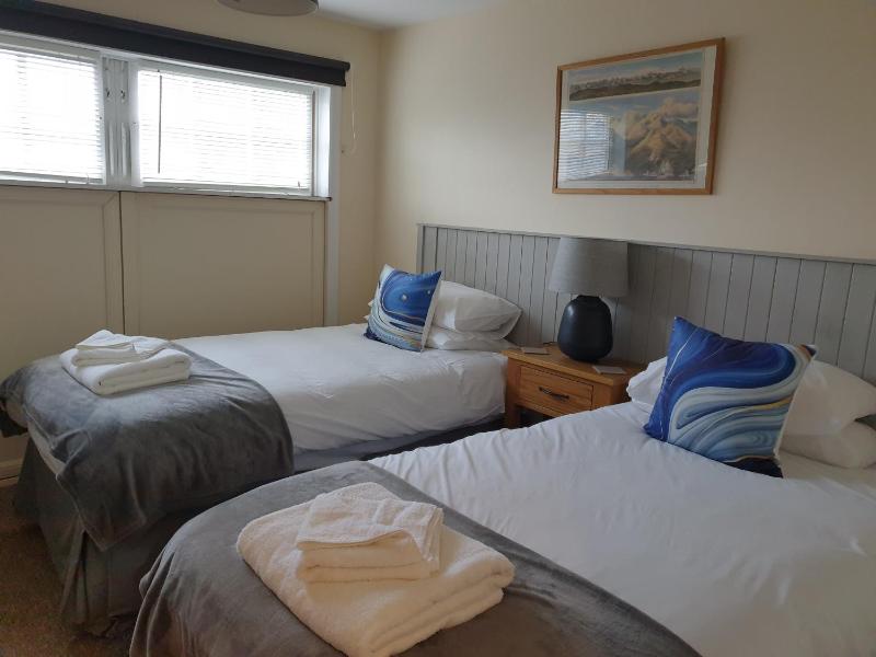 Two-Bedroom Apartment image 4