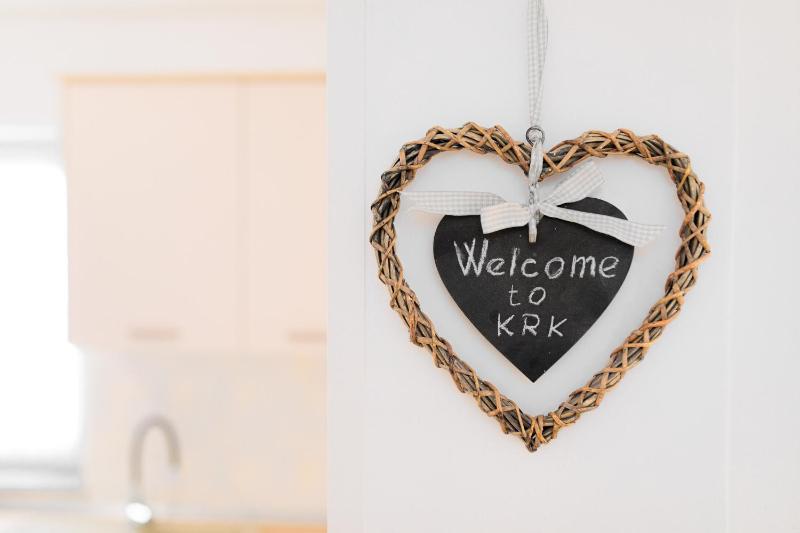 Apartment with Garden View image 3