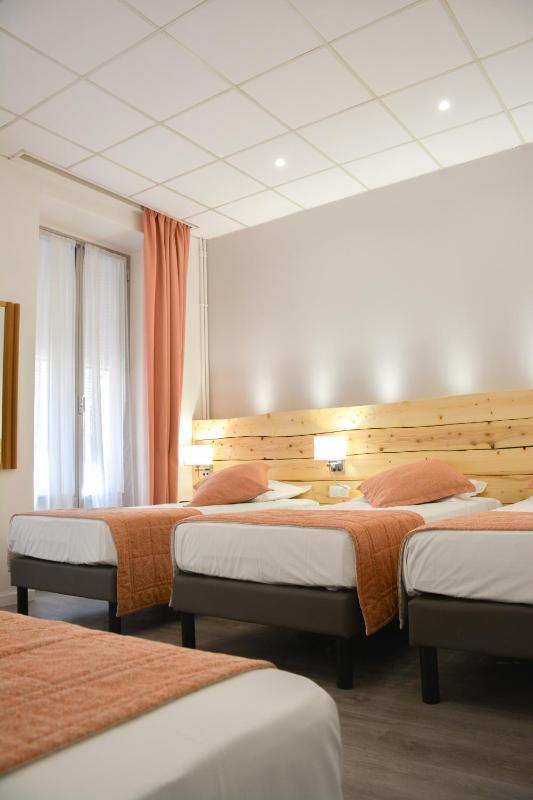 Quadruple Room image 1