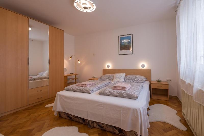 Apartments Lovorik - image 25
