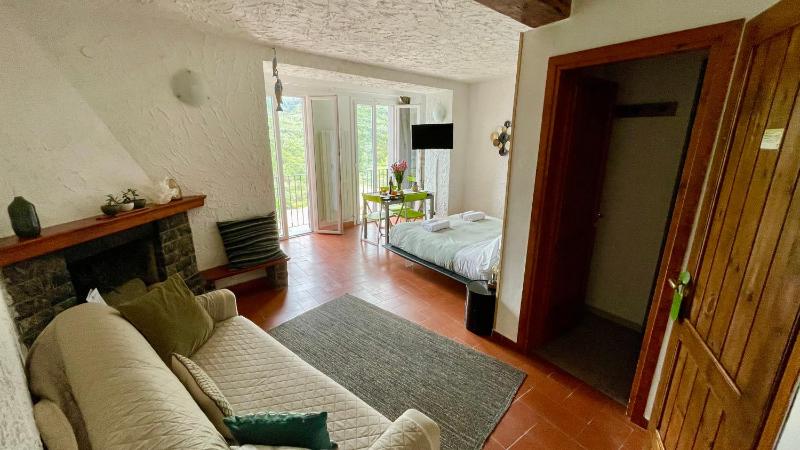 Family Room with Sea View image 1