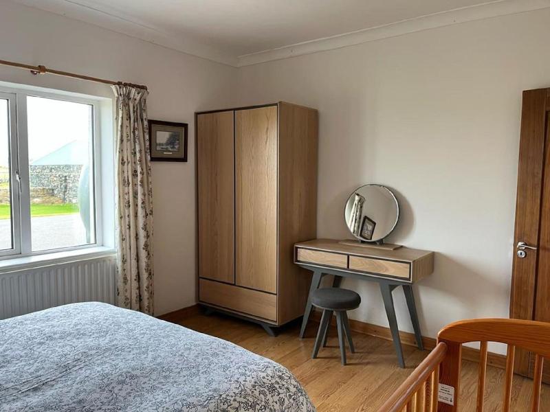 Foregloss Cottage - image 3