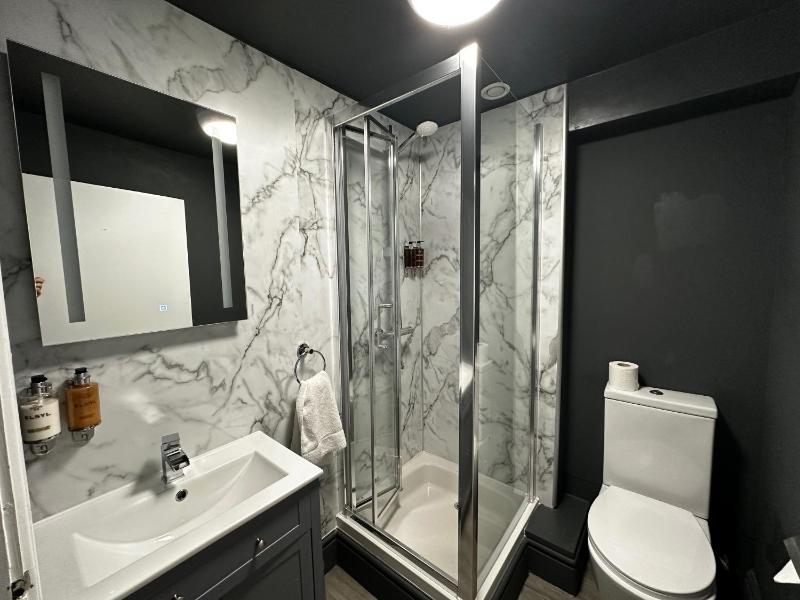 Standard Double Room image 1